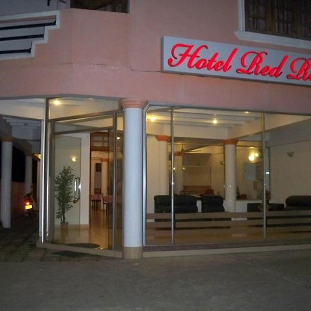Hotel Red Rose Negombo Exterior foto