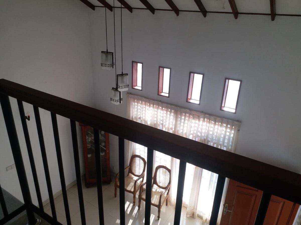 Hotel Red Rose Negombo Exterior foto